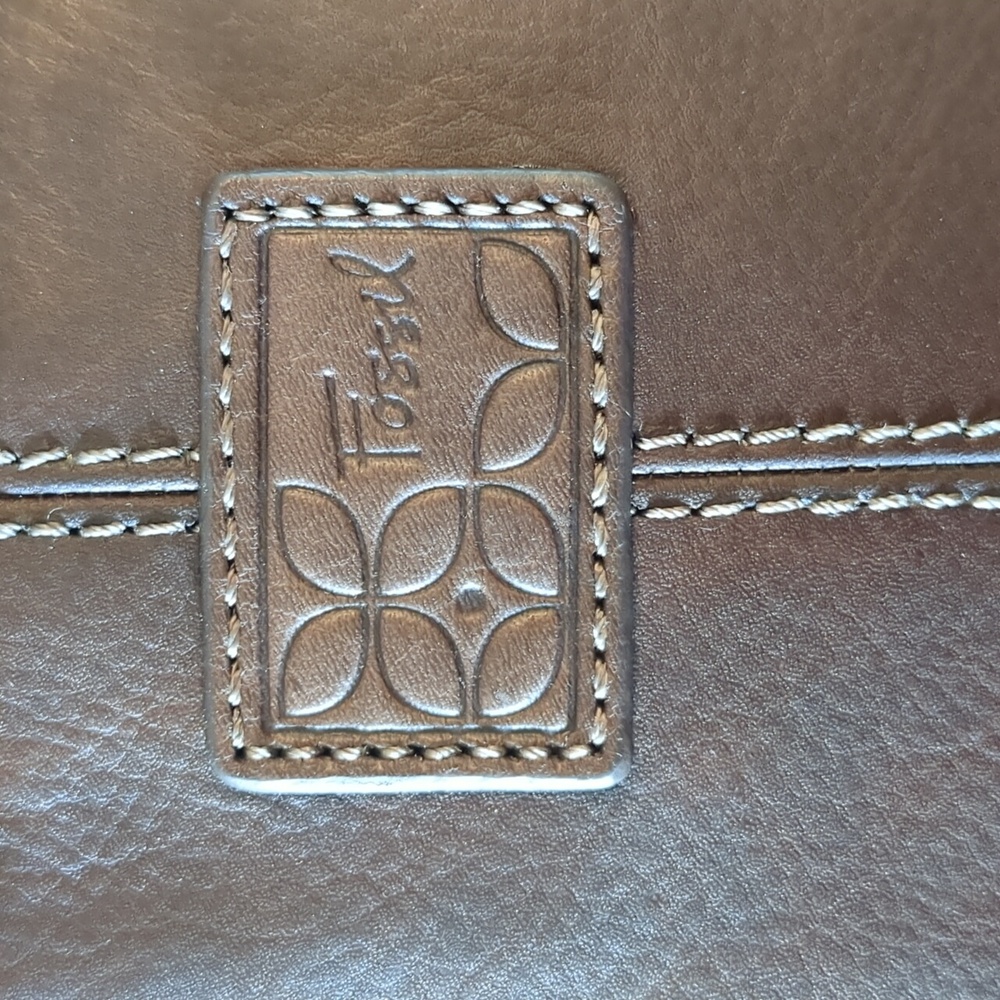 Fossil Brand Crossbody Purse - Picture 2 of 10